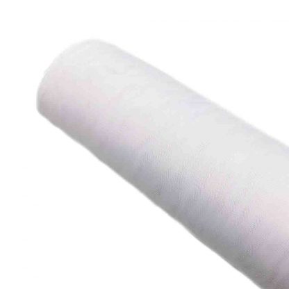 Tela de tul con tacto a seda en color blanco