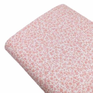 Tela viyela de algodón con estampado de flores tipo liberty en color rosa