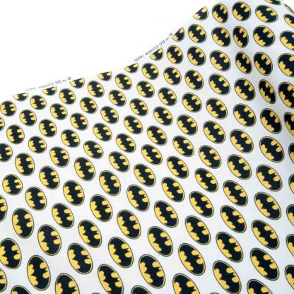 Tela popelín escudo Batman en algodón orgánico certificado GOTS