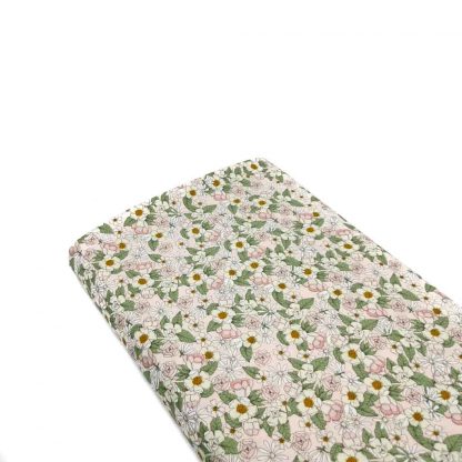 Tela de popelín de algodón orgánico estampado con flores tonos pastel