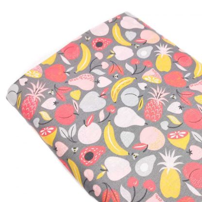 Tela de popelín 100% algodón con estampado de frutas de colores sobre fondo color gris diseñado by Poppy Europe