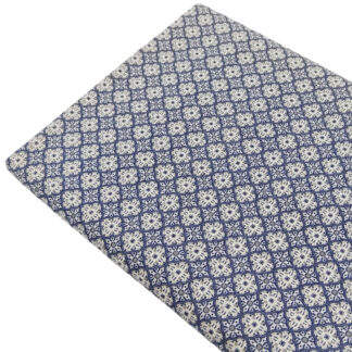 Tela popelín estampado mosaicos en color azul marino
