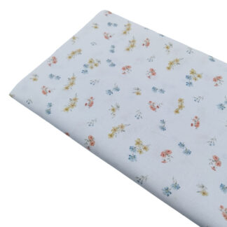 Tela de popelín con estampado de ramilletes de flores