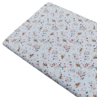 Tela de popelín con estampado de flores tipo liberty serie jardín