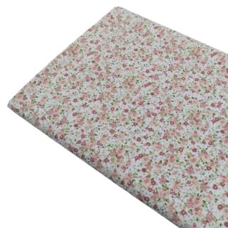 Tela de popelín con estampado de flores tipo liberty serie Prímula en tonos rosas empolvados