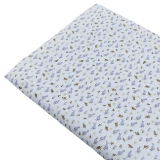 Tela de popelín con estampado de patitos en tonos gris plata