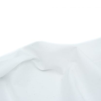 Tela de batista blanca para coser sábanas