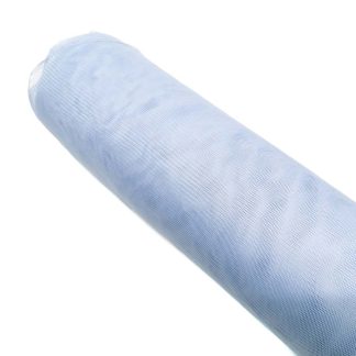 Tela de tul con tacto a seda en color azul bebé