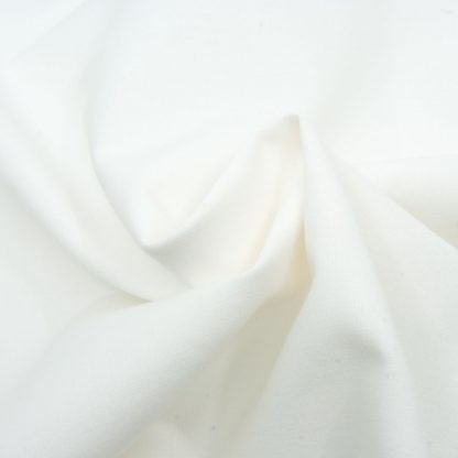 Tela de popelín de algodón hidrófugo y antibacteriano en color blanco especial para coser mascarillas reutilizables