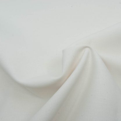 Tela de popelín de algodón hidrófugo y antibacteriano en color crudo especial para coser mascarillas reutilizables