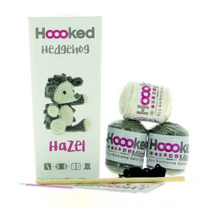 kit amigurumi de la marca Hoooked para tejer al erizo Hazel