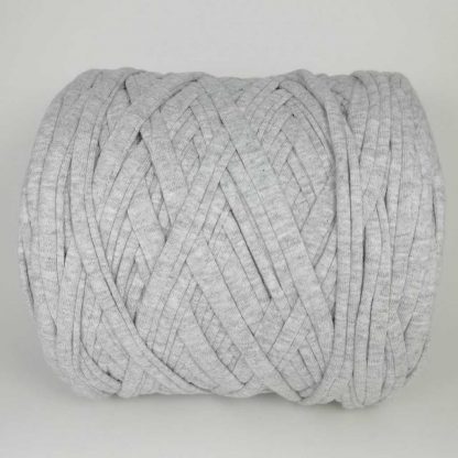 Madeja de trapillo de algodón reciclado en color gris aluminio